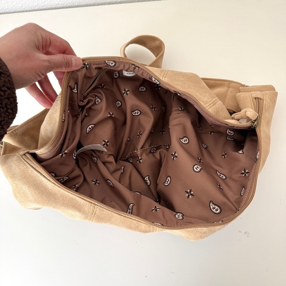 American Eagle Crescent Half Moon Baguette Faux Suede Bag Purse Crossbody - Picture 6 of 10